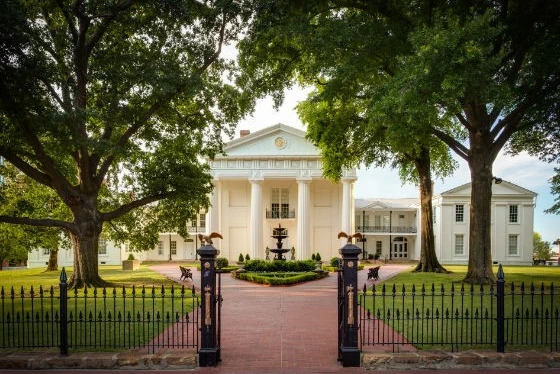 Old state house museum entrance 