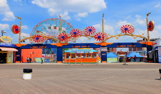 The beautiful view of the Coney Island Amusement Park of people going in